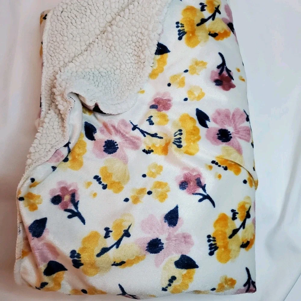 Chick Pea Flowers Floral‎ Flower Plush Sherpa Baby Girl Blanket